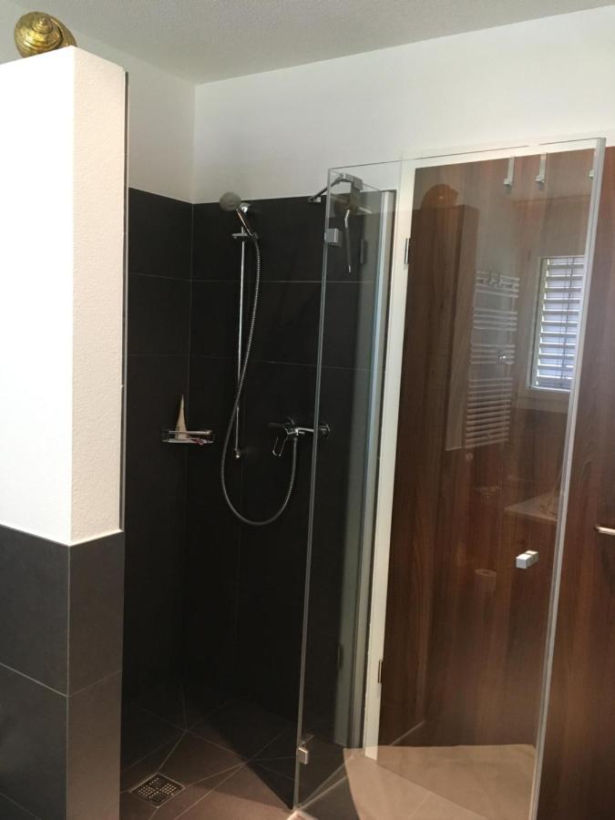 Villa Modern Ufhusen Εξωτερικό φωτογραφία